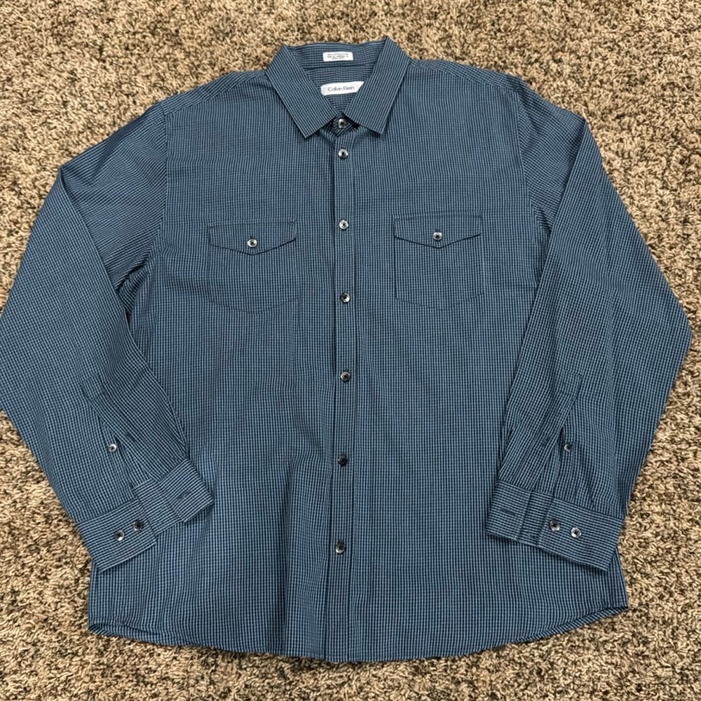 Men’s Calvin Klein Button Up Blue Dress Shirt - Size L
